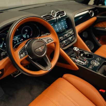 Bentley Bentayga 2021 (1)