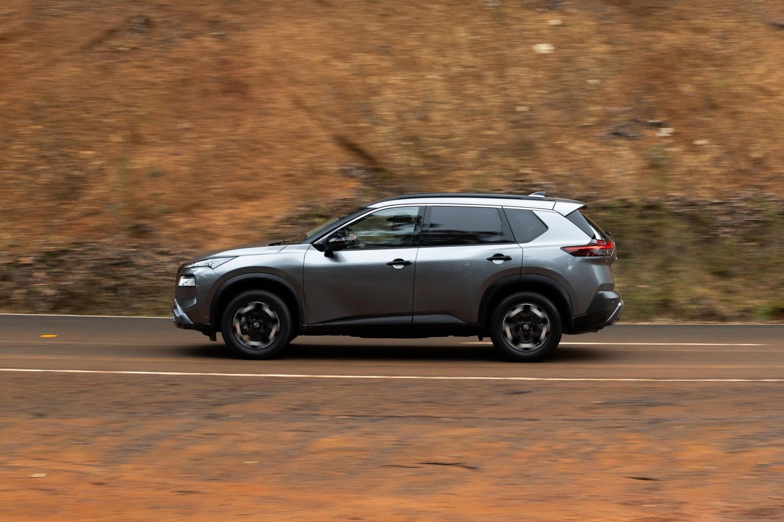 2024_Nissan_X-TrailN-Trek_028_HR