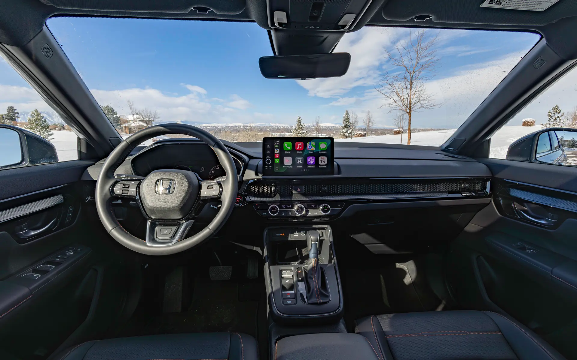 2025-Honda-CR-V-Hybrid-Winter-Review-11