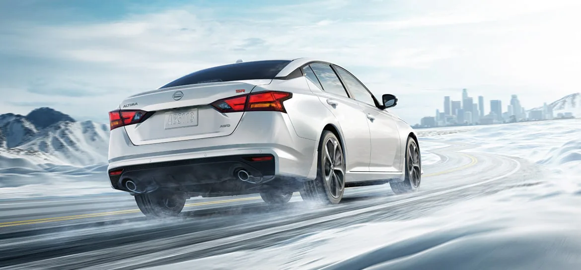 2025-nissan-altima-tail-lights-l