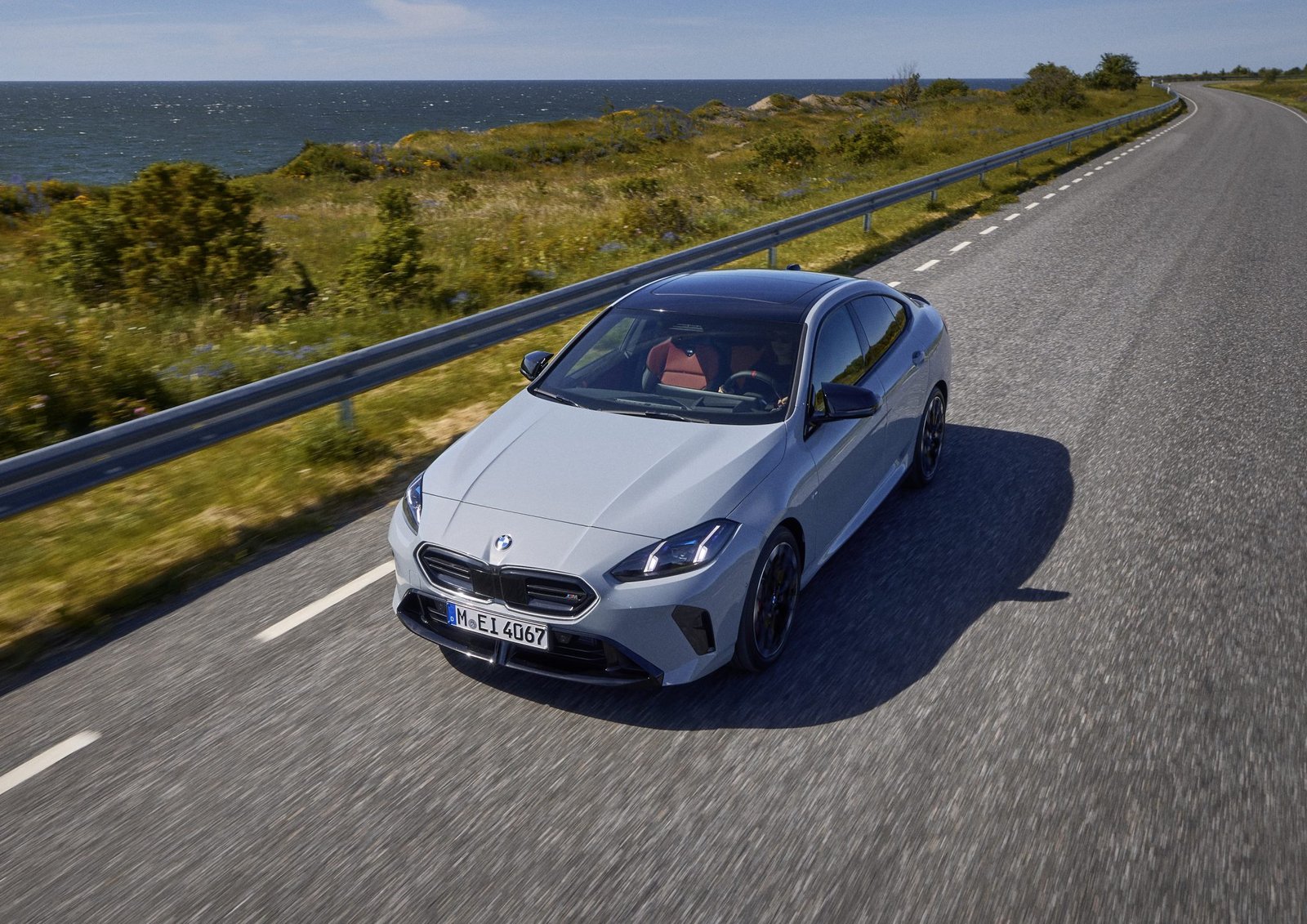 P90572282_highRes_the-new-bmw-m235-xdr