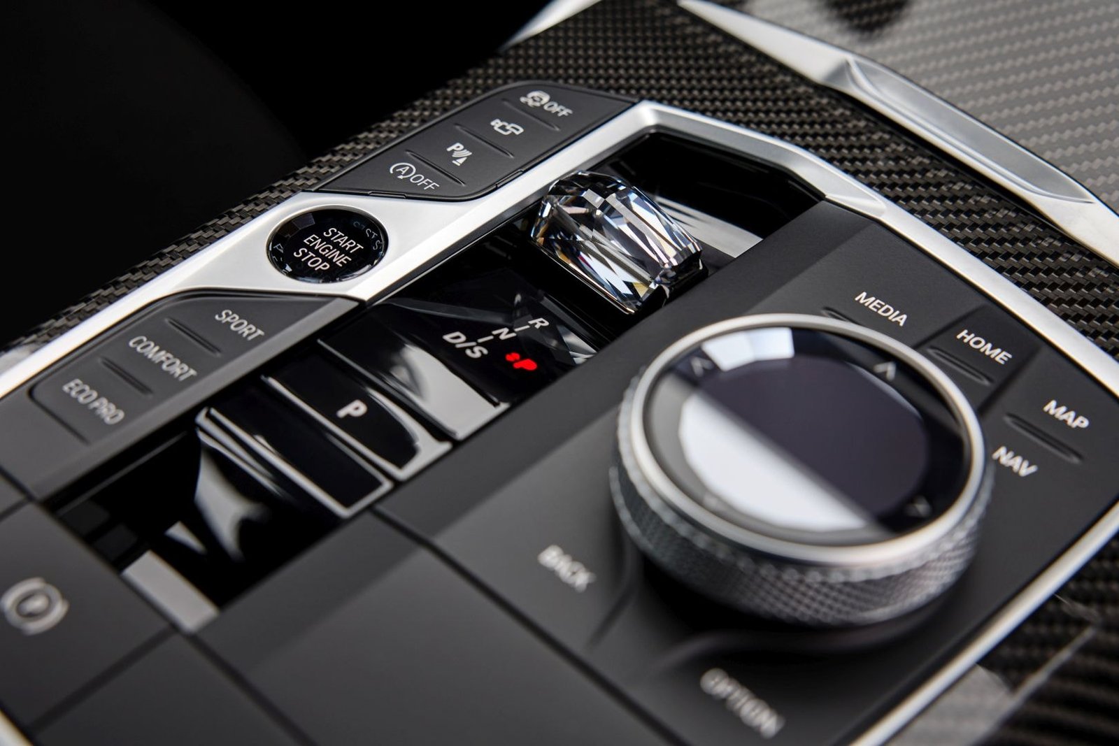 bmw-3-series-sedan-2024-7754_5