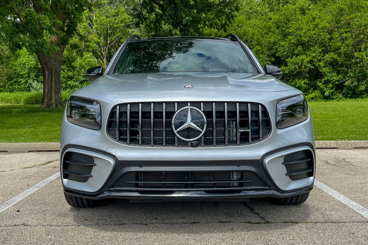 usnpx-2024mercedesbenzamgglb35-frontview-tm