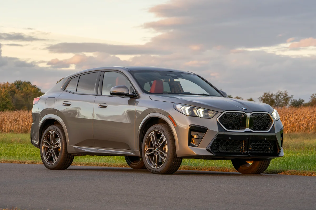 usnpx-2025bmwx2-angularfront-zd