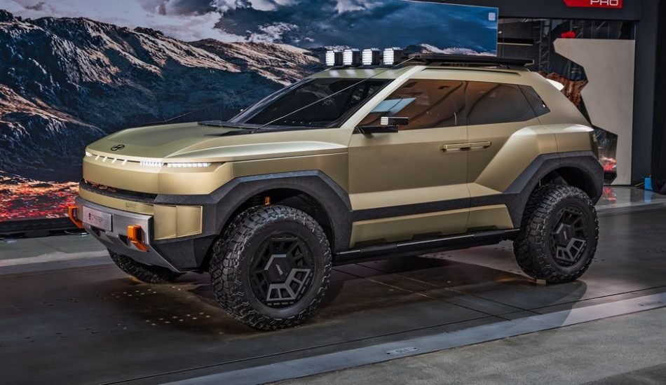 Hyundai Crater concept SUV exterior showcasing rugged XRT design and off-road features