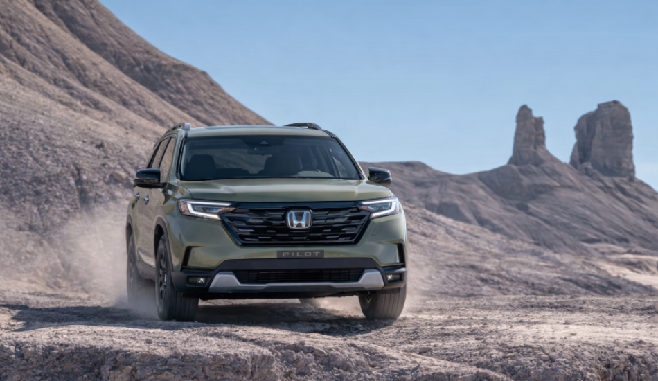 2026 Honda Pilot SUV in sleek exterior, showcasing modern headlights and spacious interior